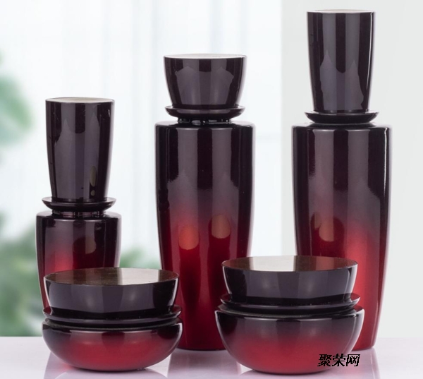 廣州化妝品瓶烤漆廠 演繹日用玻璃制品的藝術(shù)與務(wù)實(shí)